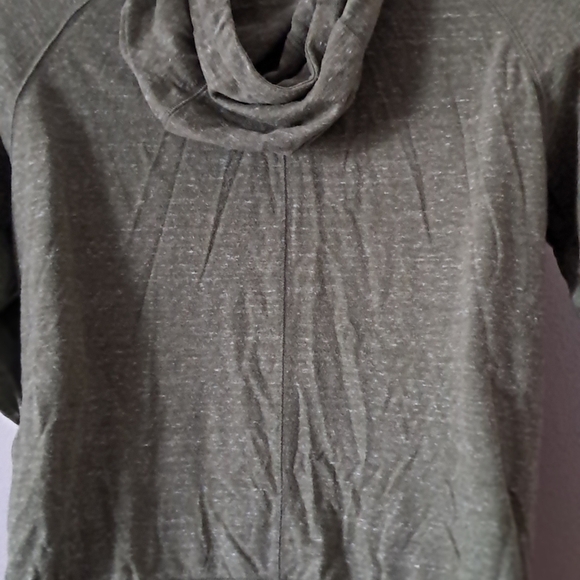 Nike Green Zip-Up Hoodie - Picture 3 of 7